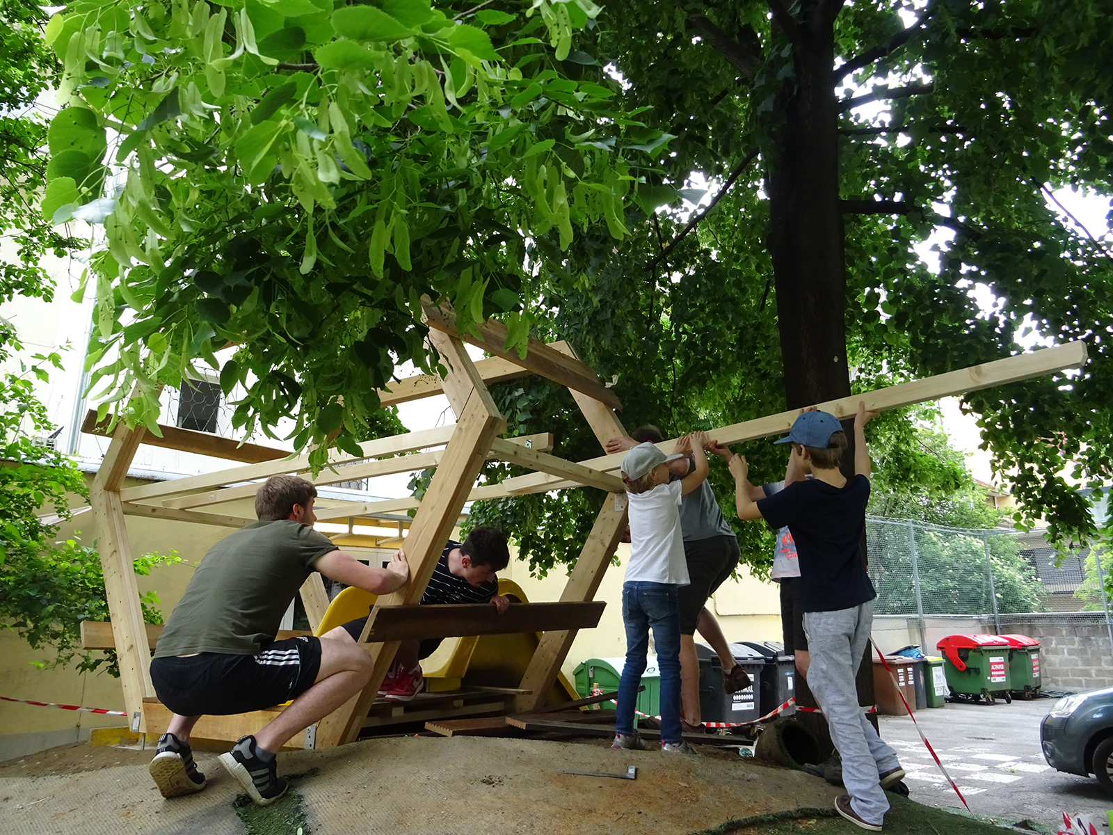 MARS 01 Multigenerational Architecture School